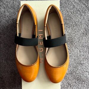 M. Gemi Women's Mustard Flats with Black Strap